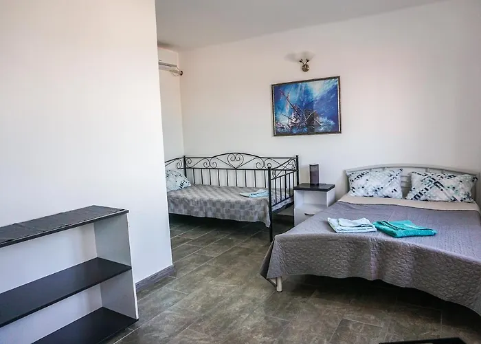 Gladiola Guest house